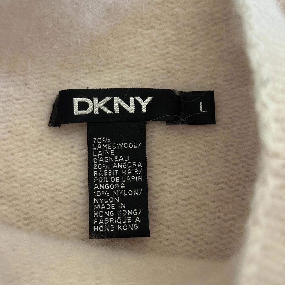 Baby pink wool mock neck sweater - Picture 6 of 7